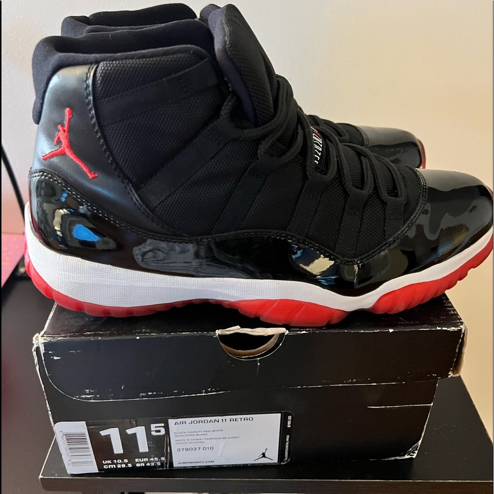 Air Jordan 11